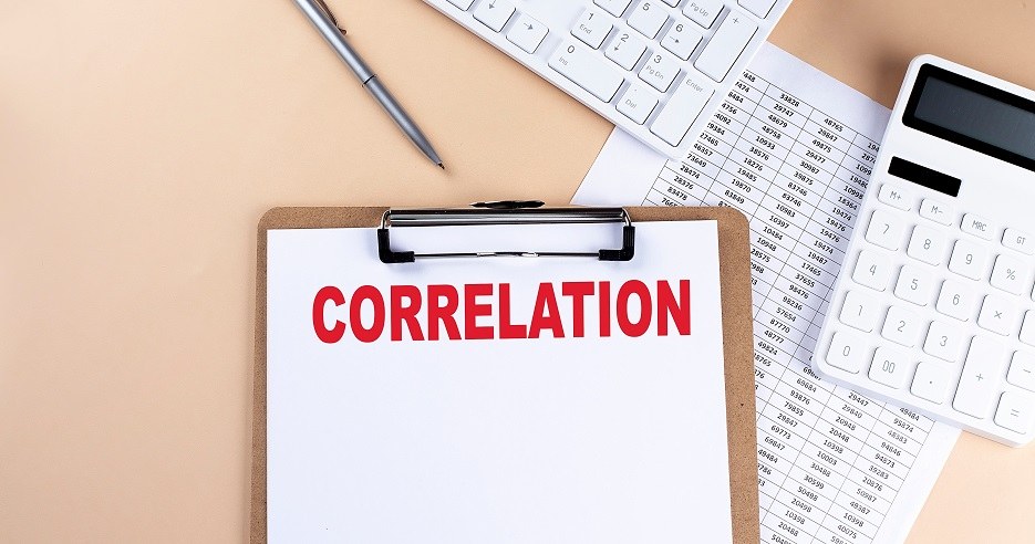 A Forex correlation simply shows the degree of relationship between two currency pairs, meaning how they move compared to each other.
